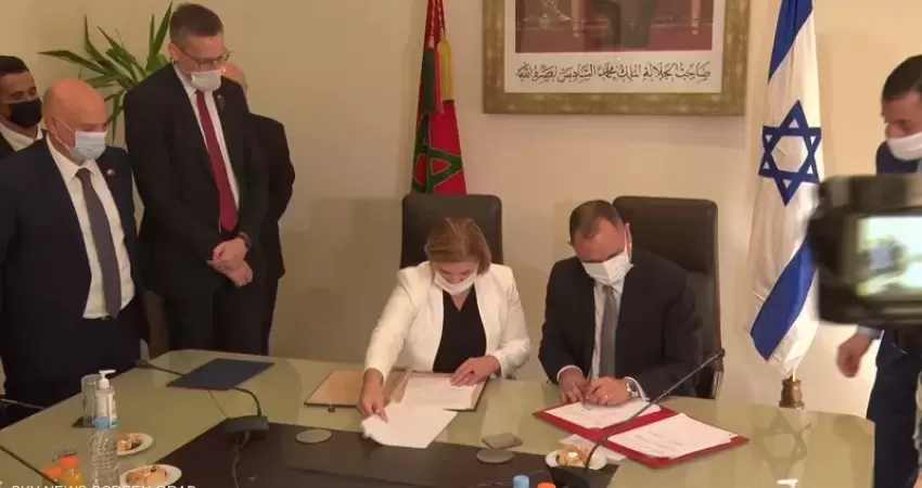 التوقيع على اتفاقية تبادل تجاري بين المغرب والاحتلال