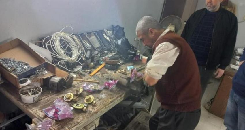 "الاقتصاد" تتلف 400 منظم غاز في غزة