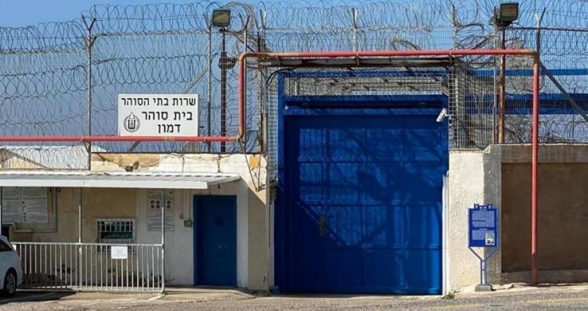 الأسرى الإداريون يُقاطعون محاكم الاحتلال منذ 66 يومًا