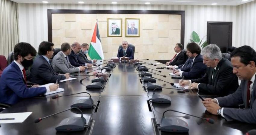 اشتية: القضية الفلسطينية ستبقى المركزية رغم التغيرات التي تحدث حول العالم