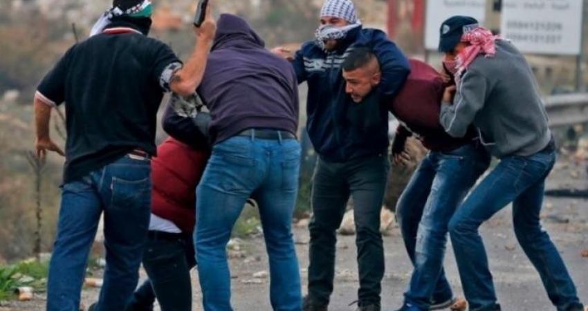 قوات خاصة إسرائيلية تعتقل فلسطينيين شمال رام الله