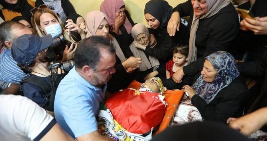 جماهير بيت لحم تشيع جثمان الشهيد زيد غنيم