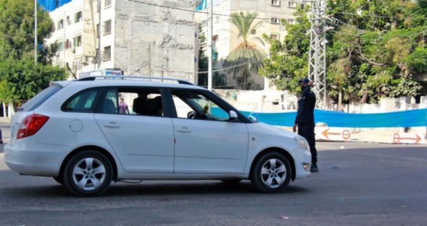 غزة: "النقل والمواصلات" تسمح لـ 3000 مركبة ملاكي بالتحويل إلى عمومي
