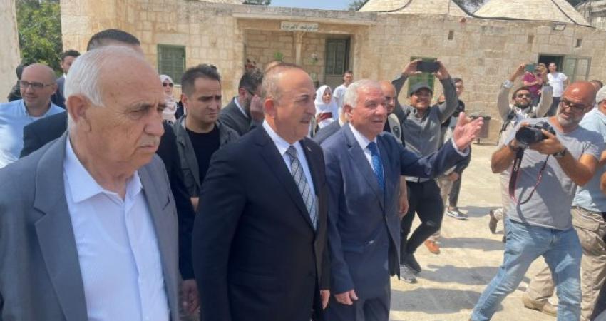 وزير الخارجية التركي يزور المسجد الأقصى المبارك