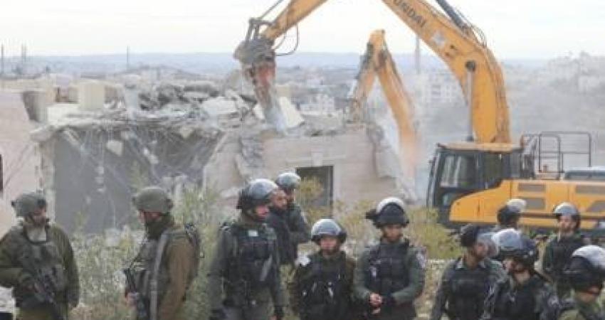 الاحتلال يخطر بوقف البناء في 3 منازل جنوب بيت لحم