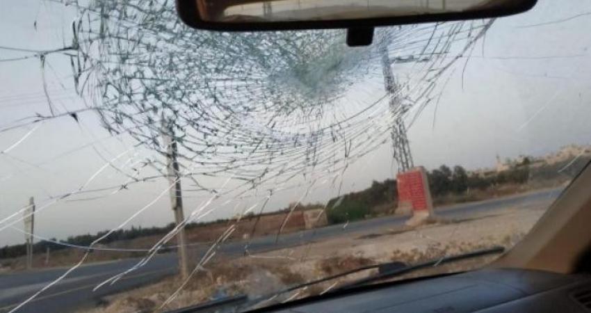 إصابة مستوطن رشقًا بالحجارة في قلقيلية