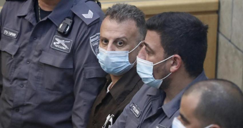 عائلة الأسير قادري تطالب بالتدخل لمعرفة وضعه الصحي