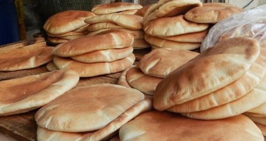 الاقتصاد بغزة تصدر قرارًا بشأن سعر شوال الدقيق ووزن ربطة الخبز