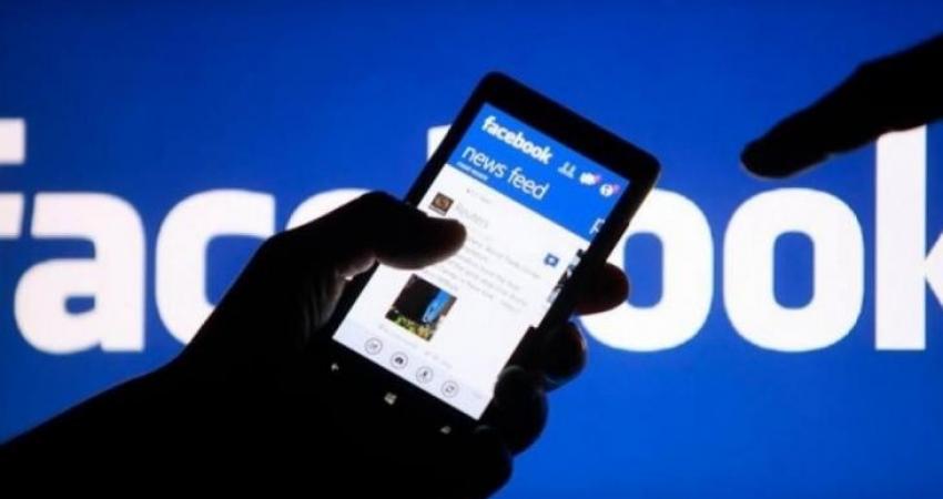 فيسبوك يفقد مكانه بين التطبيقات الأكثر تنزيلا