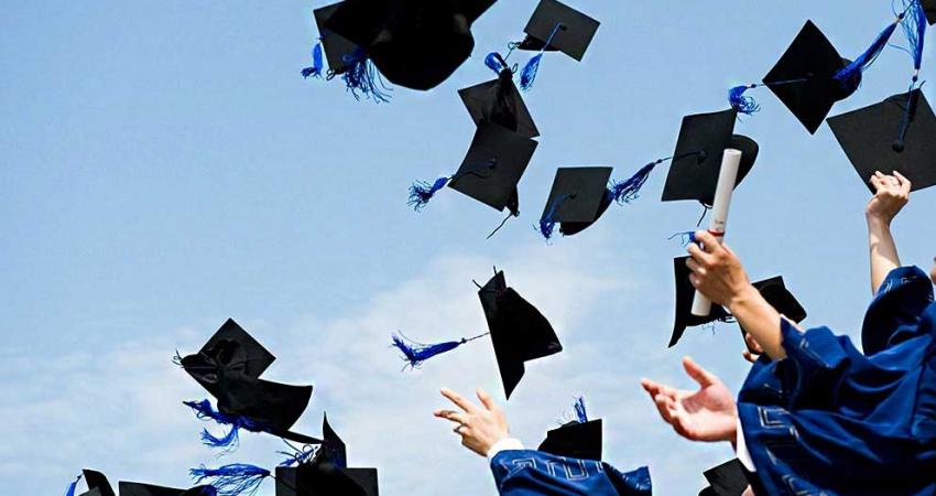 "التعليم العالي" تعلن بدء تقديم الطلبات للمستفيدين من منحة رئاسة السلطة