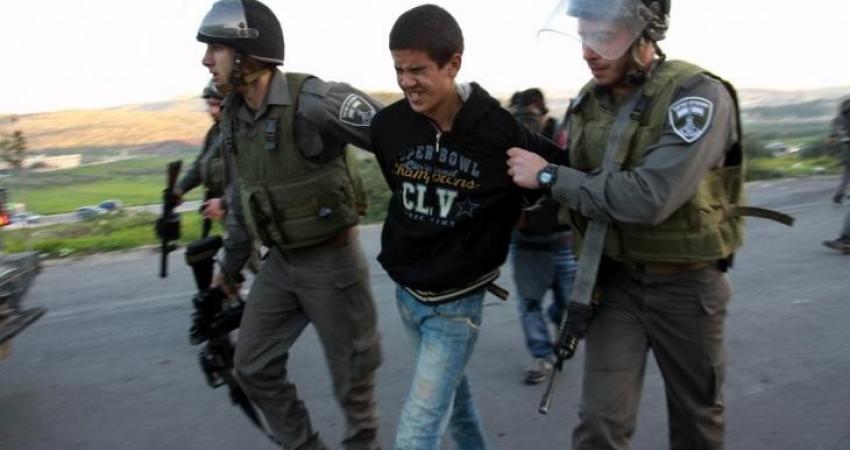الاحتلال يعتقل طفلاً من القدس