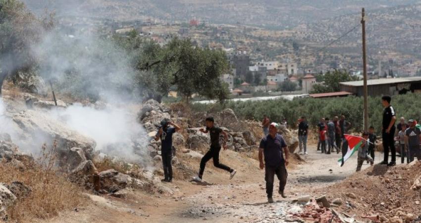 إصابات خلال مواجهات مع الاحتلال في بيت دجن وبيتا شرق نابلس