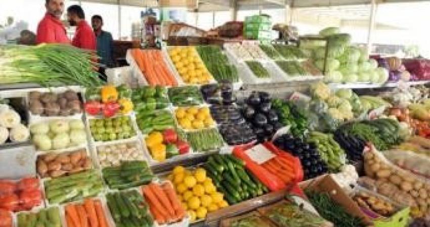 القائمة المحدثة لأسعار الخضروات والدجاج في أسواق غزة