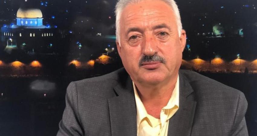 الاحتلال يبعد الباحث فخري أبو دياب عن "الأقصى"