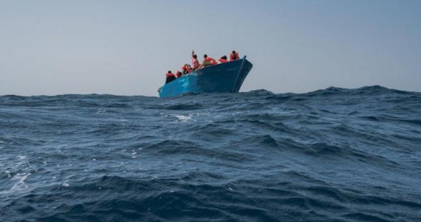 "الخارجية": إنقاذ أربعة فلسطينيين والعثور على جثة خامس قبالة السواحل اليونانية