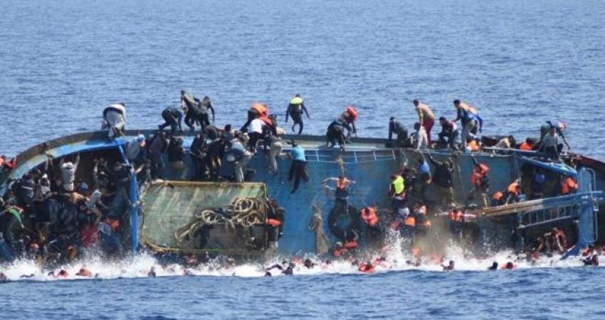 غرق قارب قبالة السواحل اليونانية والخارجية الفلسطينية تصدر تصريحا