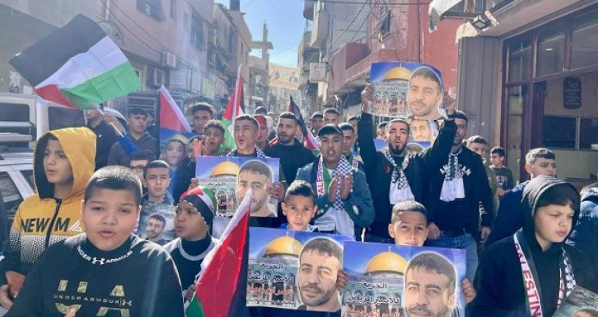 مسيرة للمطالبة بالإفراج عن الأسير "أبو حميد" في البيرة