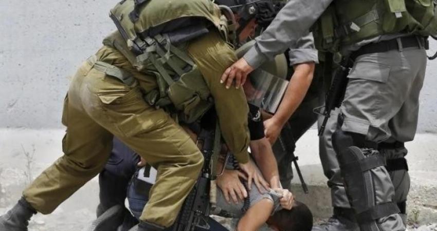 قوات الاحتلال تعتقل فتيين من بلدة سلوان بالقدس المحتلة