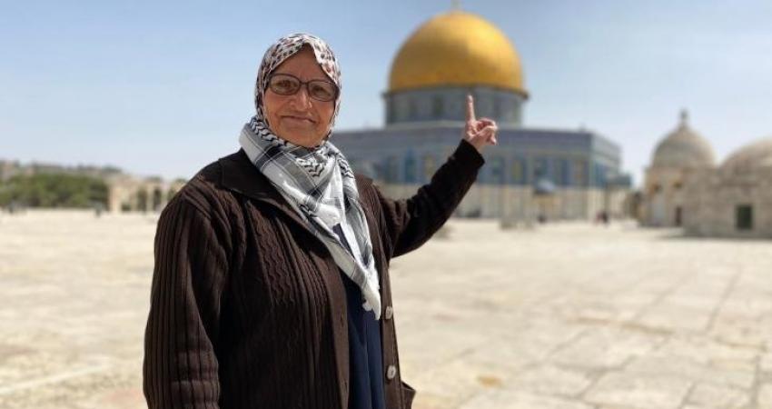 الاحتلال يفرج عن المرابطة نفيسة خويص بشروط