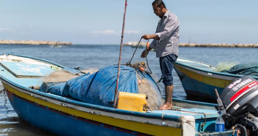 الشرطة البحرية بغزة تُصدر تنويهًا للصيادين