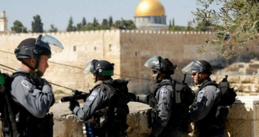 الاحتلال يشدد من إجراءاته العسكرية في القدس