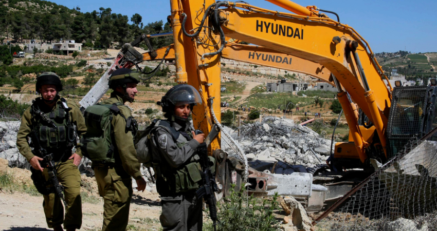 الاحتلال يخطر بوقف بناء 15 مسكنًا في أريحا