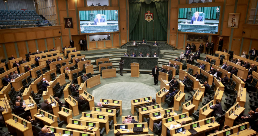 ردا على سموتريتش.. مجلس النواب الأردني يرفع خارطة تشطب "إسرائيل".PNG