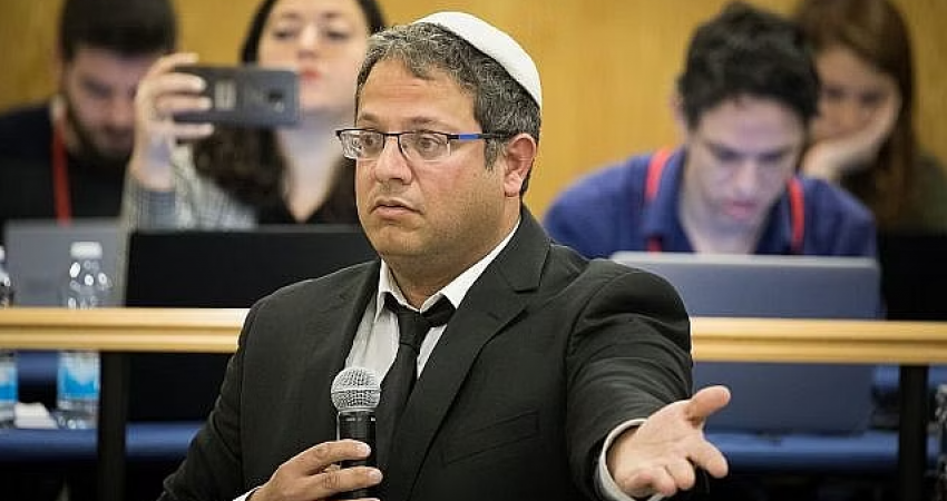 لابيد: مسؤولية بن غفير عن "الأقصى" أدت إلى كارثة