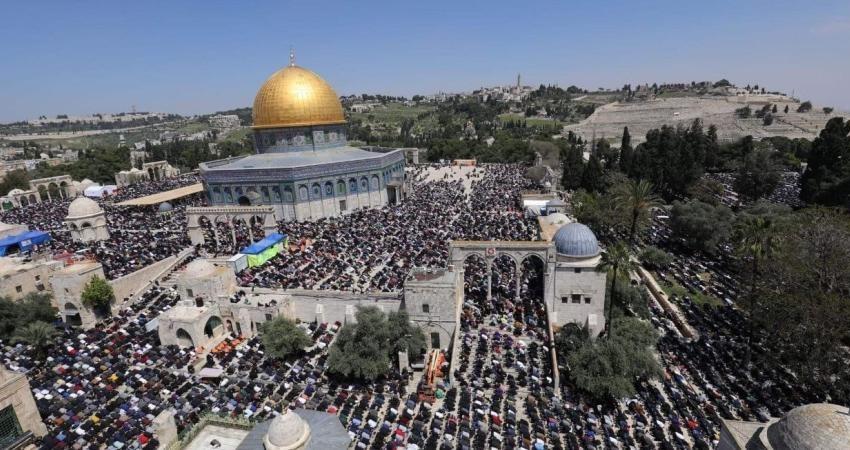 حماس تعقب على حشود اليوم الجمعة في المسجد الأقصى