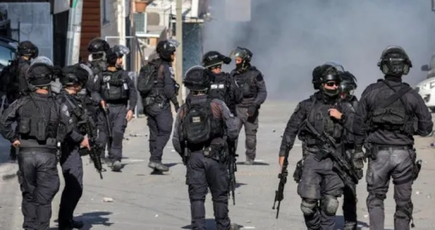 إصابات بمواجهات مع الاحتلال في مناطق متفرقة بالضفة