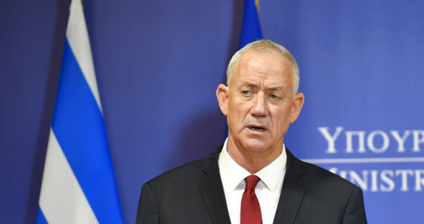 استطلاع رأي: غانتس يزيد من قوته ونتنياهو يخسر رئاسة الحكومة