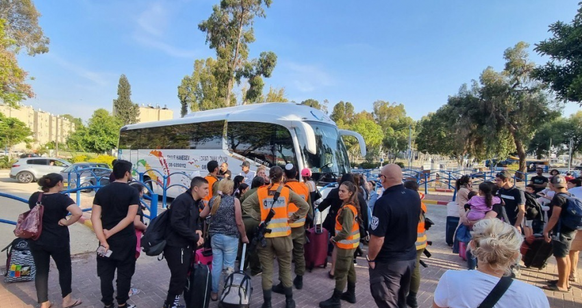 الاحتلال يمدد خطة إجلاء "غلاف غزة" حتى الثلاثاء المقبل