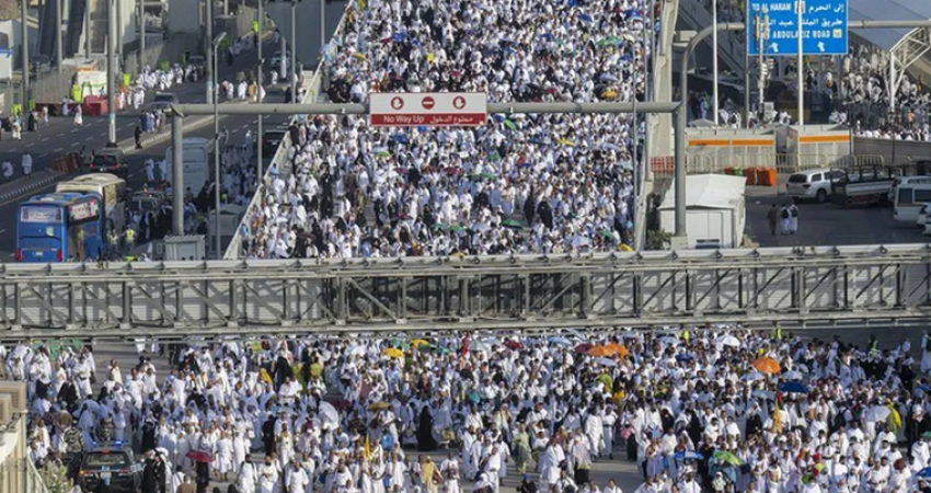 تطبيقات حديثة وذكاء اصطناعي في خدمة الحجاج والسلطات بالسعودية