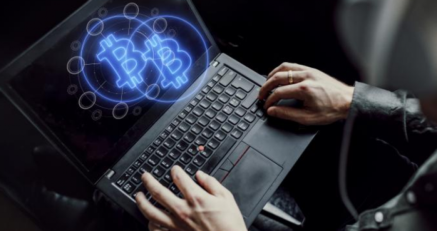 الاحتلال يزعم ضبط عملات مشفرة تموّل "حزب الله" والحرس الثوري