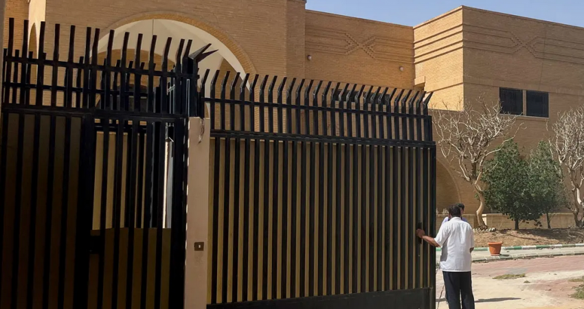 افتتاح سفارة إيران في السعودية غدًا الثلاثاء