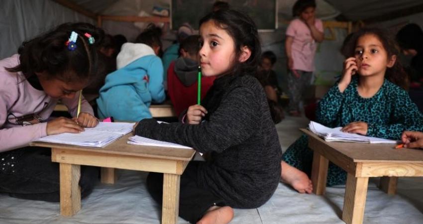 AFP__20240405__34NH3GB__v6__Preview__TopshotPalestinianIsraelConflictEducationChildr.jpg
