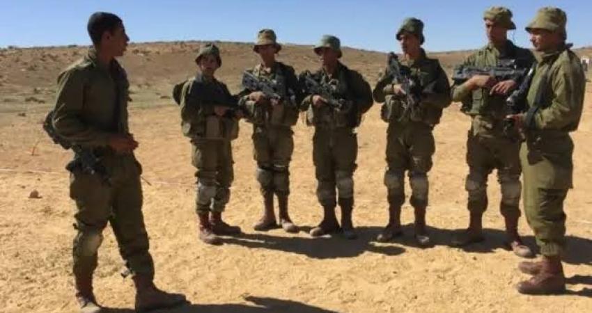 جنود يهربون من الخدمة