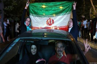 احتفالات في إيران بعد التوصل لاتفاق بشأن النووي