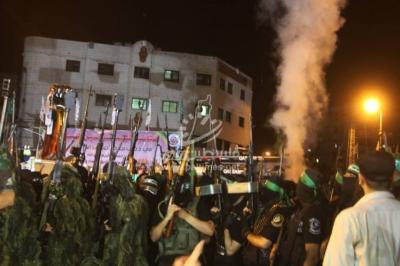القسام تزيج الستار عن نصب تذكاري في ذكرى "العصف المأكول"
