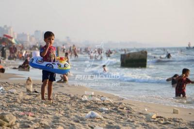 كاميرا "فلسطين الآن" ترصد استجمام الغزيين على شاطئ البحر