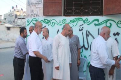 وفد من "التشريعي" و "حماس" يزور عائلة المختطف "عبد الدايم أبو لبدة".