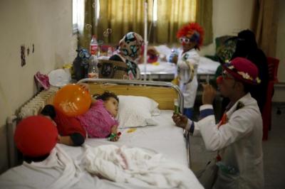صور: تنظيم يوم ترفيهي لمرضى السرطان بغزة