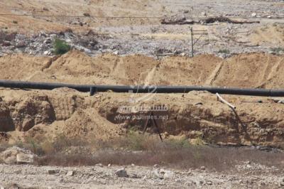 جرافات مصرية تستكمل حفر نفق مائي على الحدود مع رفح