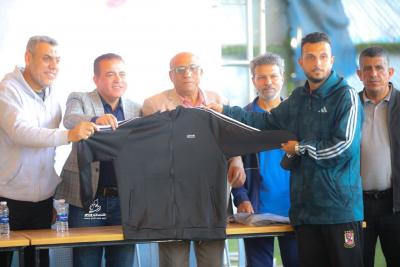 cdff2d66-fef9-41b1-90b3-21af8f8bc034