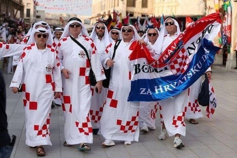 122-233648-world-cup-fans-gulf-traditional-costumes-7.jpeg